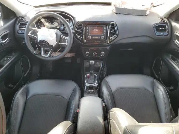 3C4NJCBB5JT408159 2018 JEEP COMPASS - Image 8
