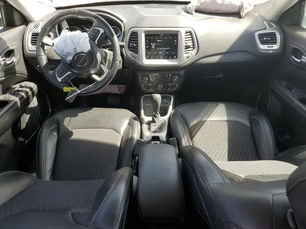 3C4NJCBB5JT414351 2018 JEEP COMPASS - Image 8