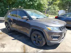 3C4NJCBB5JT460911 2018 JEEP COMPASS
