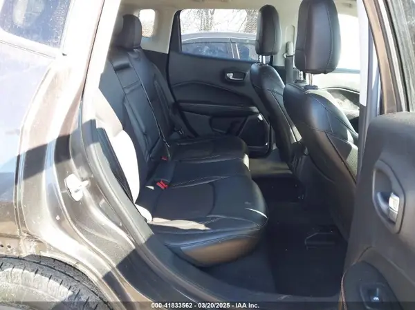 3C4NJCBB5JT461492 2018 JEEP COMPASS - Image 8