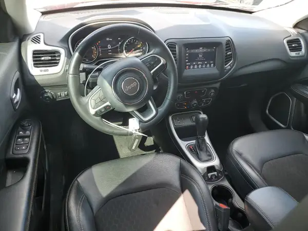 3C4NJCBB5JT468555 2018 JEEP COMPASS - Image 8
