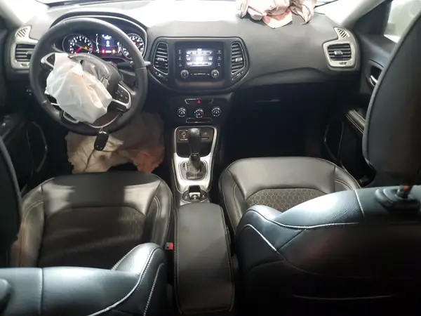 3C4NJCBB5JT488482 2018 JEEP COMPASS - Image 8
