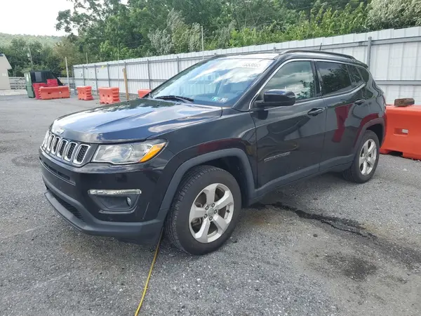 3C4NJCBB5JT495075 2018 JEEP COMPASS - Image 1