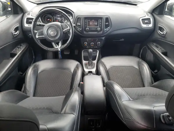 3C4NJCBB5JT495075 2018 JEEP COMPASS - Image 8