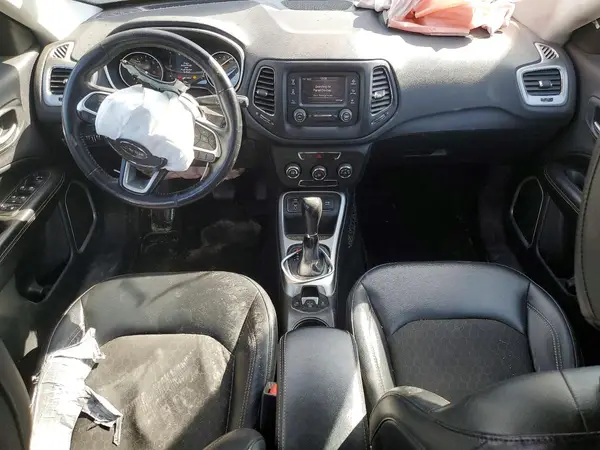 3C4NJCBB5JT501893 2018 JEEP COMPASS - Image 8