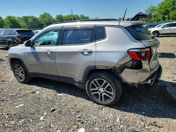 3C4NJCBB5JT503160 2018 JEEP COMPASS - Image 2