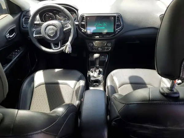 3C4NJCBB5KT615443 2019 JEEP COMPASS - Image 8