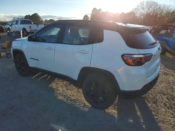 3C4NJCBB5KT615460 2019 JEEP COMPASS - Image 2
