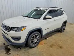 3C4NJCBB5KT616155 2019 JEEP COMPASS
