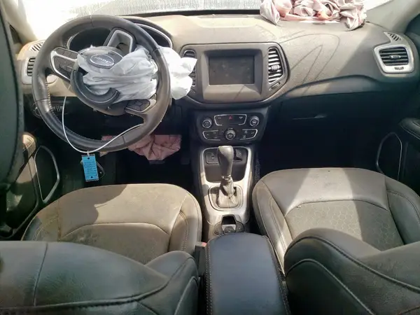 3C4NJCBB5KT655117 2019 JEEP COMPASS - Image 8