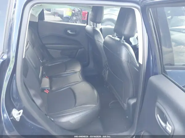 3C4NJCBB5KT655232 2019 JEEP COMPASS - Image 8