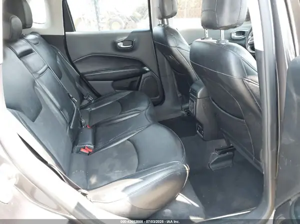 3C4NJCBB5KT726882 2019 JEEP COMPASS - Image 8