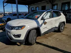 3C4NJCBB5KT743052 2019 JEEP COMPASS