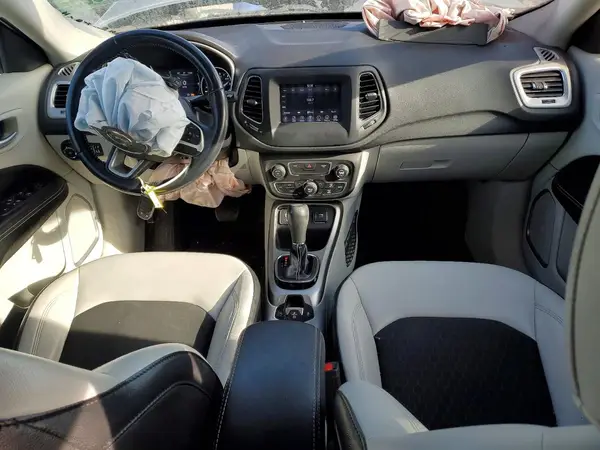 3C4NJCBB5KT789237 2019 JEEP COMPASS - Image 8