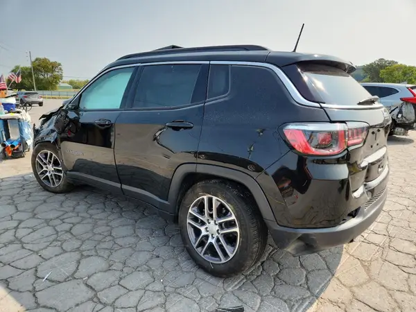 3C4NJCBB5KT832717 2019 JEEP COMPASS - Image 2