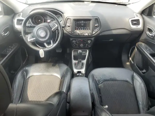 3C4NJCBB5KT851039 2019 JEEP COMPASS - Image 8