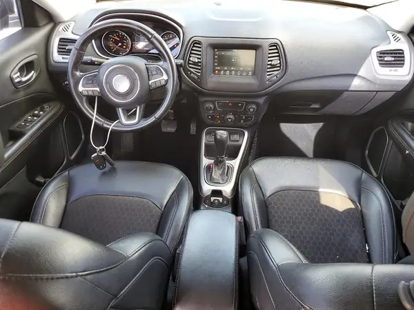 3C4NJCBB5KT851249 2019 JEEP COMPASS - Image 8