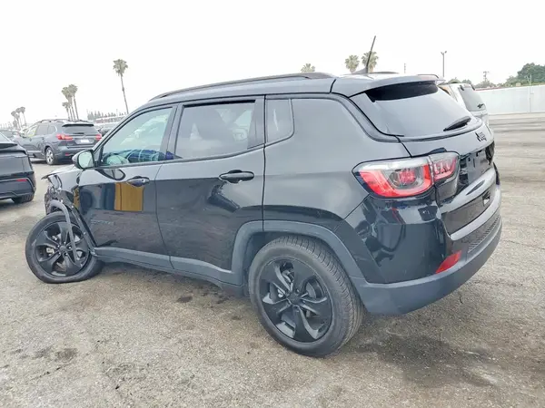 3C4NJCBB5LT122881 2020 JEEP COMPASS - Image 2