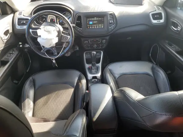 3C4NJCBB5LT123402 2020 JEEP COMPASS - Image 8