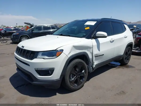3C4NJCBB5LT129328 2020 JEEP COMPASS - Image 2