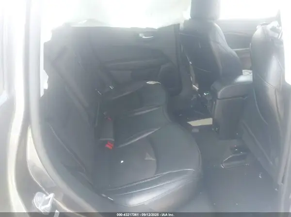 3C4NJCBB5LT162412 2020 JEEP COMPASS - Image 8