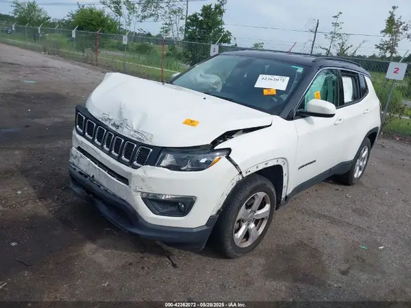 3C4NJCBB5LT230420 2020 JEEP COMPASS - Image 2