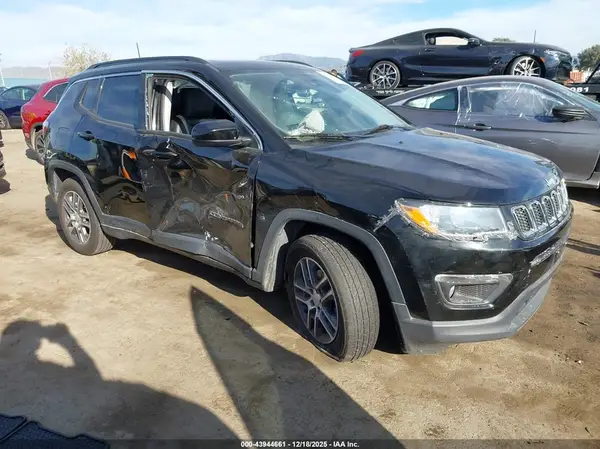 3C4NJCBB5LT231275 2020 JEEP COMPASS - Image 1