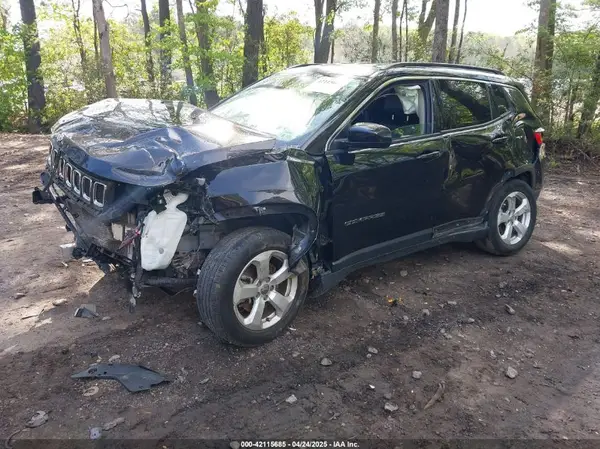 3C4NJCBB5LT257567 2020 JEEP COMPASS - Image 2