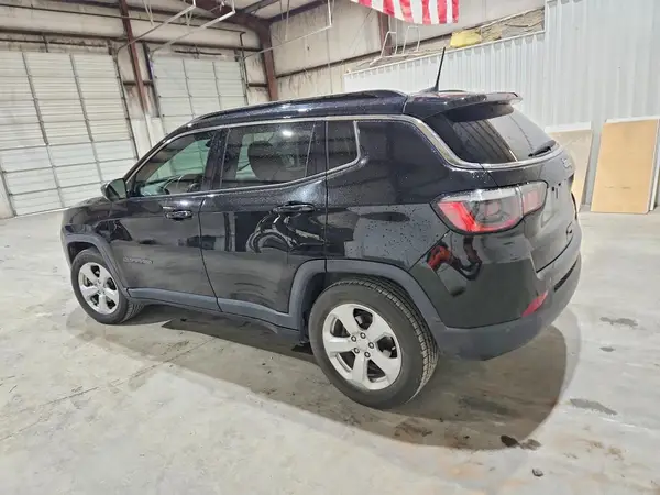 3C4NJCBB5MT518052 2021 JEEP COMPASS - Image 2