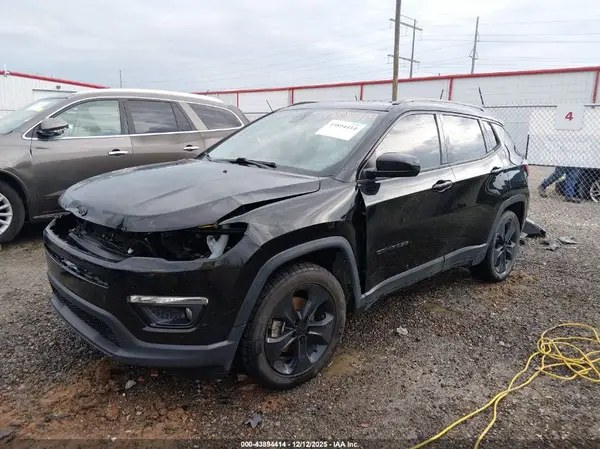 3C4NJCBB5MT518746 2021 JEEP COMPASS - Image 2