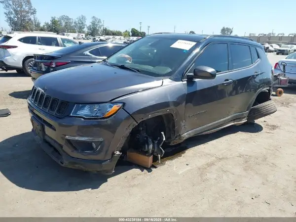3C4NJCBB5MT549009 2021 JEEP COMPASS - Image 2