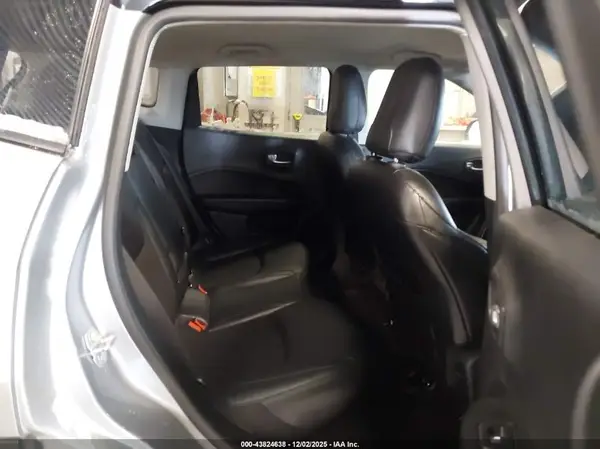 3C4NJCBB5MT587162 2021 JEEP COMPASS - Image 8