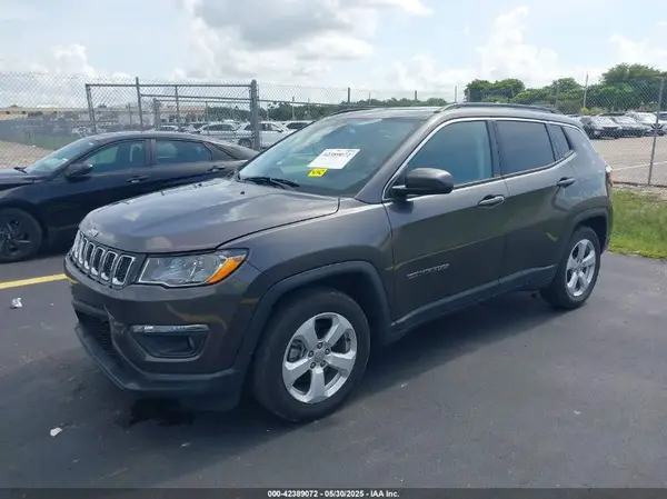 3C4NJCBB5MT592152 2021 JEEP COMPASS - Image 2