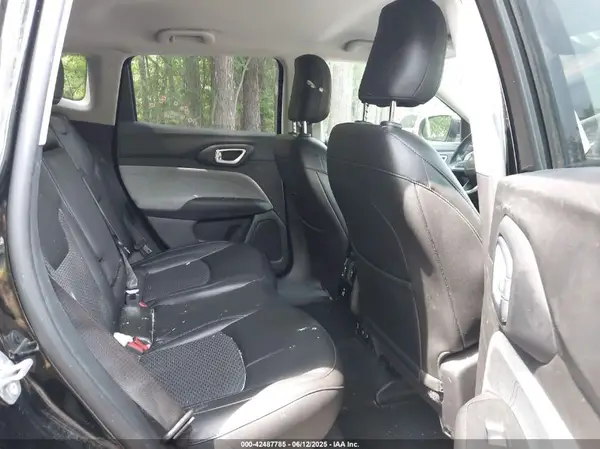 3C4NJCBB5NT140011 2022 JEEP COMPASS - Image 8