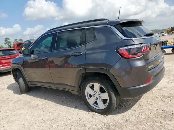 3C4NJCBB5NT149470 2022 JEEP COMPASS - Image 2