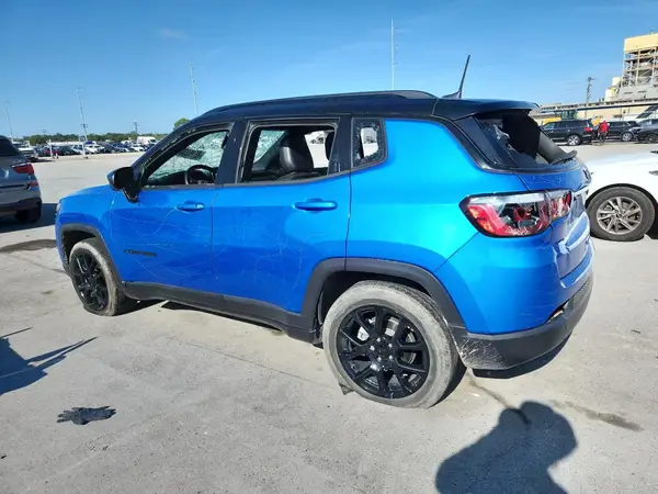 3C4NJCBB5NT167404 2022 JEEP COMPASS - Image 2