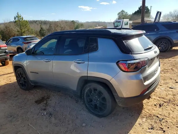 3C4NJCBB5NT234843 2022 JEEP COMPASS - Image 2