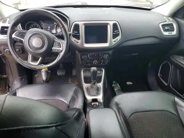 3C4NJCBB6HT652865 2017 JEEP COMPASS - Image 8