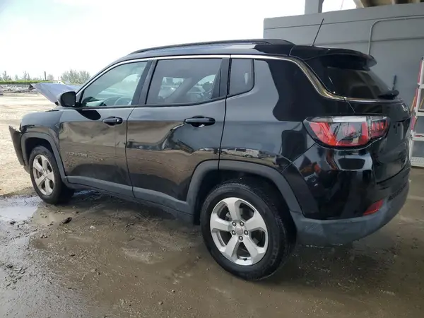 3C4NJCBB6HT658682 2017 JEEP COMPASS - Image 2