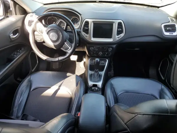 3C4NJCBB6HT669441 2017 JEEP COMPASS - Image 8