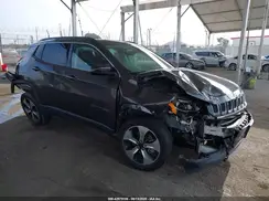 3C4NJCBB6JT124202 2018 JEEP COMPASS