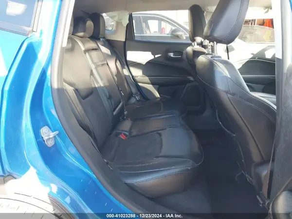 3C4NJCBB6JT140433 2018 JEEP COMPASS - Image 8