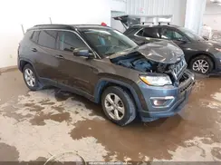 3C4NJCBB6JT140562 2018 JEEP COMPASS