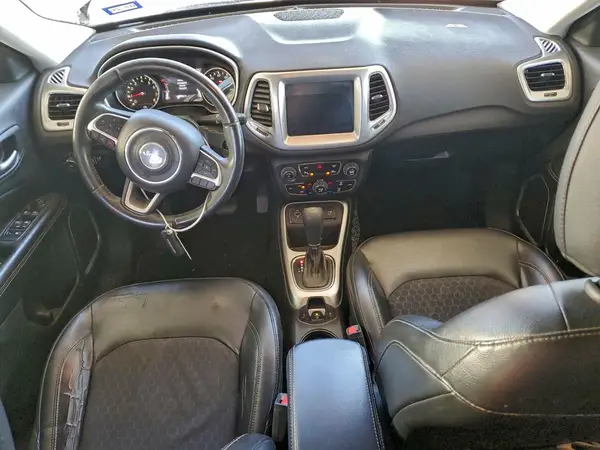 3C4NJCBB6JT165428 2018 JEEP COMPASS - Image 8