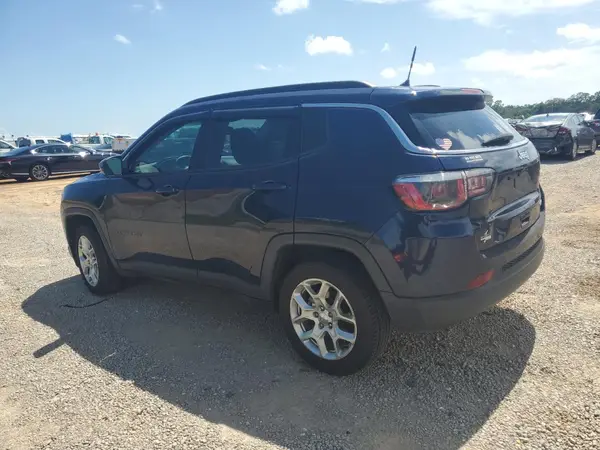 3C4NJCBB6JT194668 2018 JEEP COMPASS - Image 2