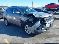 3C4NJCBB6JT194993 2018 JEEP COMPASS