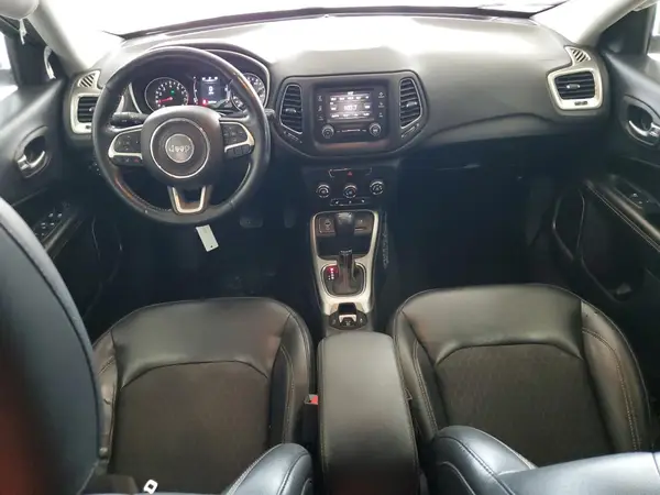 3C4NJCBB6JT233193 2018 JEEP COMPASS - Image 8