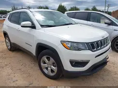 3C4NJCBB6JT286573 2018 JEEP COMPASS