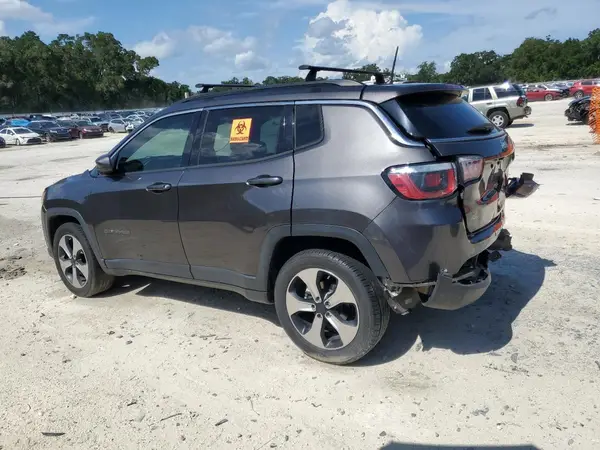 3C4NJCBB6JT318812 2018 JEEP COMPASS - Image 2