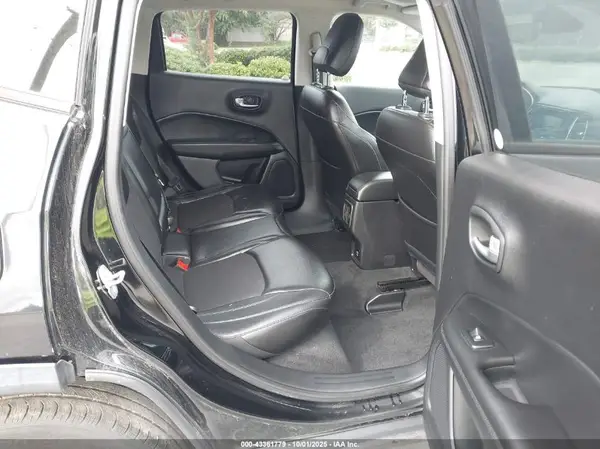 3C4NJCBB6JT327008 2018 JEEP COMPASS - Image 8